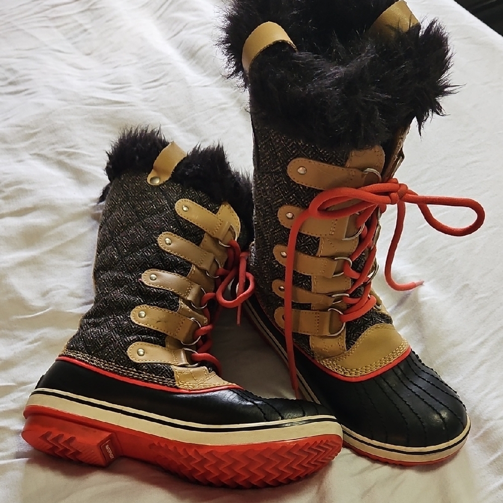 Sorel Joan Of Arc Houndstooth Sz 7.5